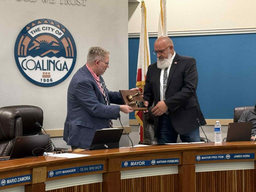 Mayor Nathan Vosburg, and Former Mayor James Horn